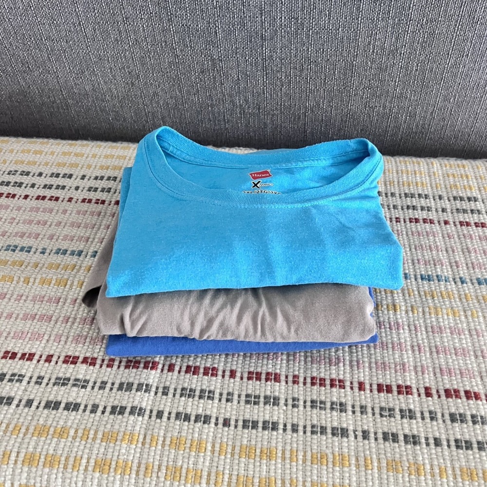 Athletic/Hanes-Set of 3 T-shirts Size 2-3 XL